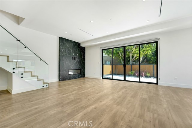 4036 Rosemont Avenue, Montrose CA: https://media.crmls.org/medias/0f3dd118-b361-4271-b12c-6f8cfc7208bd.jpg