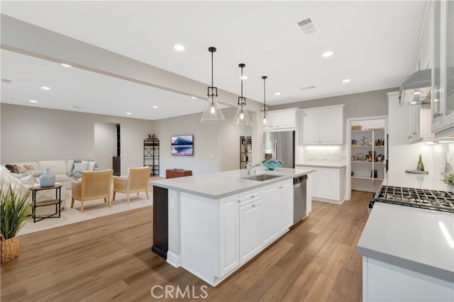 Detail Gallery Image 12 of 58 For 24513 Stargazer Way, Menifee,  CA 92584 - 4 Beds | 3/1 Baths