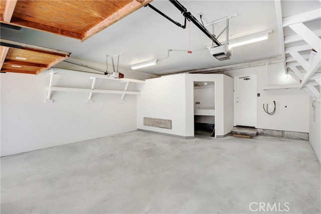 863 W 34th Street, Long Beach CA: https://media.crmls.org/medias/0f3ee4da-7ab0-44dd-95d0-9107eb5fe277.jpg