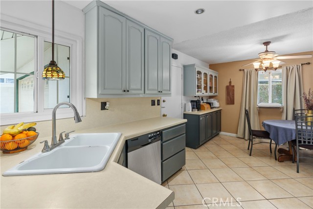 Detail Gallery Image 22 of 41 For 3638 Lillian, Riverside,  CA 92504 - 4 Beds | 2 Baths