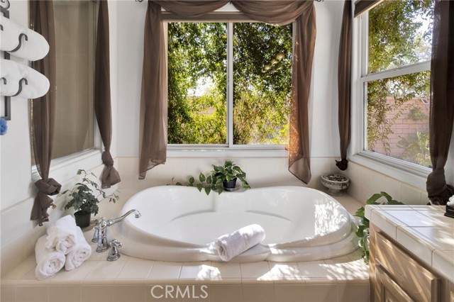 Detail Gallery Image 41 of 75 For 12916 Hyperion Ln, Apple Valley,  CA 92308 - 5 Beds | 3/1 Baths