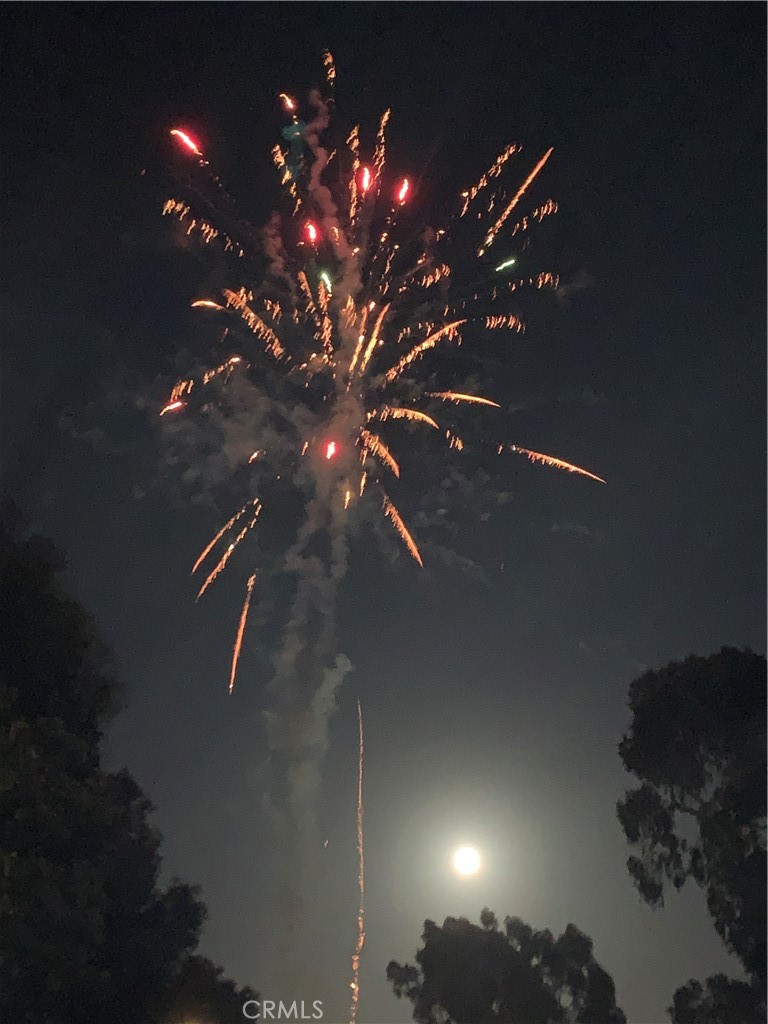 https://media.crmls.org/medias/0f3fc565-2446-451b-bbbc-9038e20e0d78.jpg?preset=X-Large