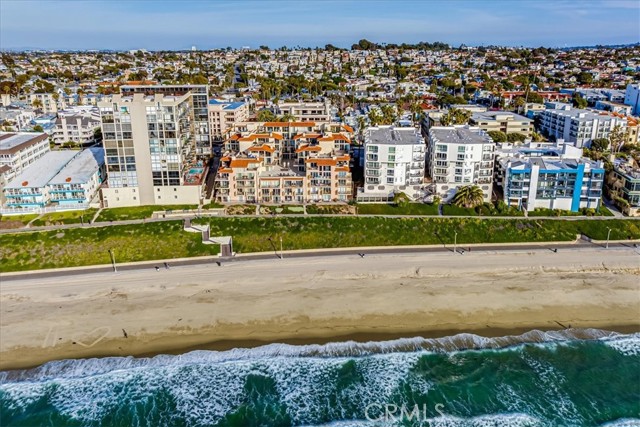 555 Esplanade, Redondo Beach, California 90277, 2 Bedrooms Bedrooms, ,2 BathroomsBathrooms,Residential,Sold,Esplanade,SB23039373