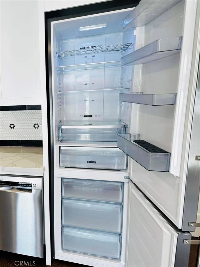 0f40239d 4755 4985 8519 9c5f7ef02426