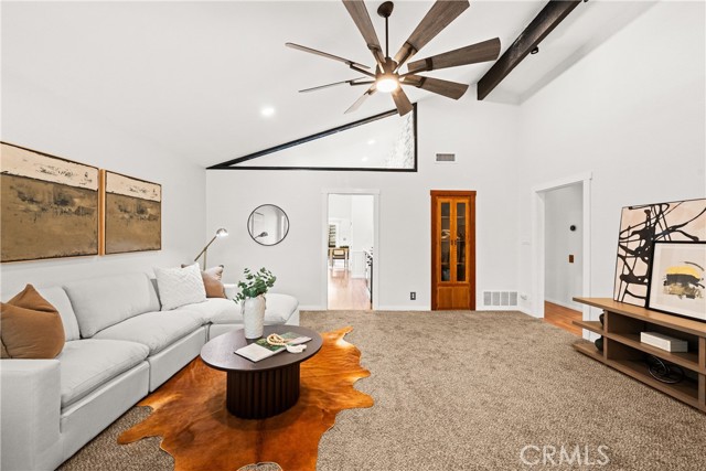 27131 La Fuente, Mission Viejo CA: https://media.crmls.org/medias/0f40731c-b81c-4a92-a0f6-38a17e308a6a.jpg