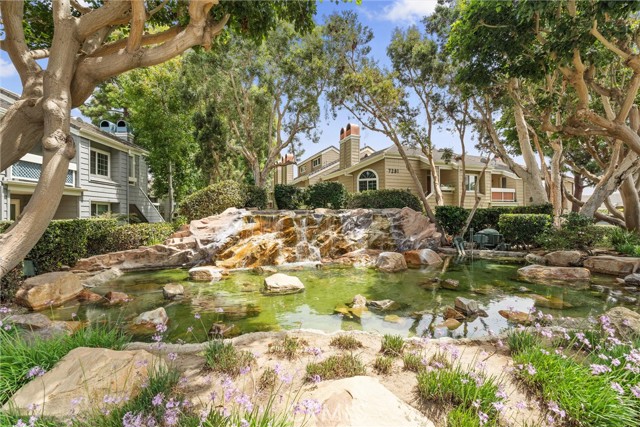 7291 Coho Dr, Huntington Beach CA: https://media.crmls.org/medias/0f409f8a-34be-487b-9adb-ce2337653ce2.jpg