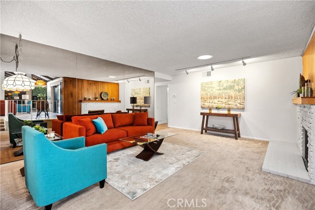 Detail Gallery Image 6 of 22 For 12272 Chase St, Garden Grove,  CA 92845 - 4 Beds | 2 Baths