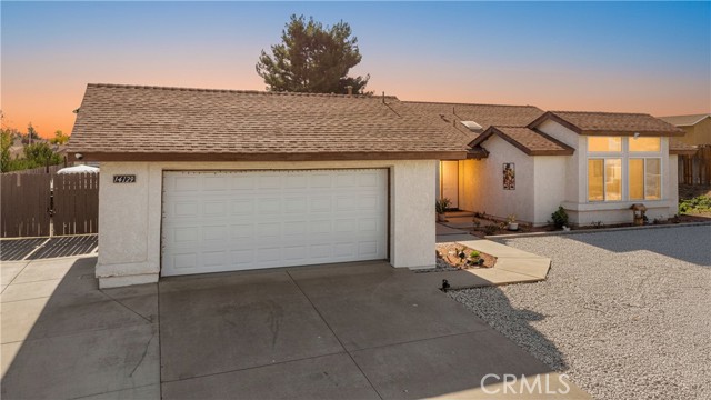 Detail Gallery Image 2 of 29 For 14129 Luna Rd, Victorville,  CA 92392 - 4 Beds | 2 Baths
