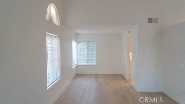 Detail Gallery Image 25 of 36 For 21 Fillmore, Irvine,  CA 92620 - 4 Beds | 2/1 Baths