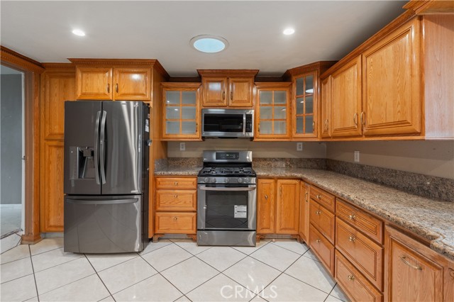 2516 Alcazar Street, Los Angeles CA: https://media.crmls.org/medias/0f44c574-25f2-49b5-854d-90528efe63a9.jpg