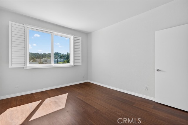 Detail Gallery Image 20 of 36 For 4441 Woodman Ave #304,  Sherman Oaks,  CA 91423 - 1 Beds | 1 Baths
