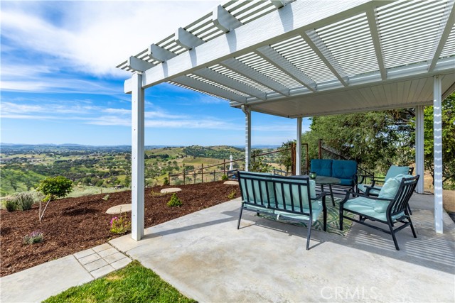 Detail Gallery Image 55 of 66 For 5530 El Pharo, Paso Robles,  CA 93446 - 5 Beds | 2/1 Baths