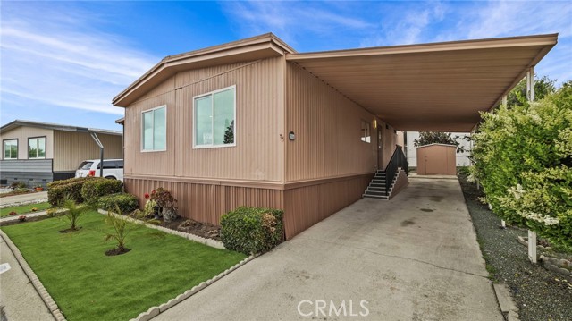 Detail Gallery Image 3 of 59 For 1400 13th St #206,  Upland,  CA 91786 - 2 Beds | 2 Baths