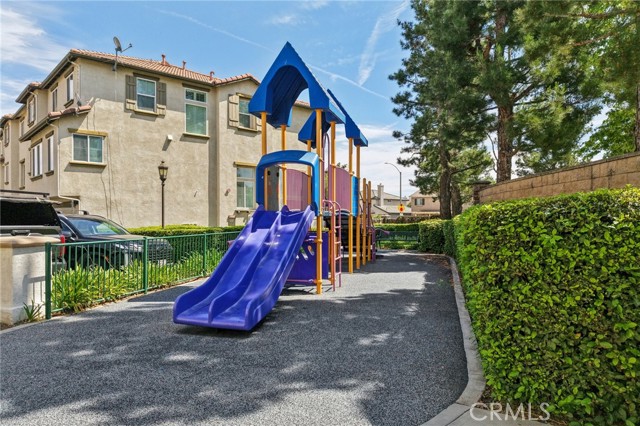 Detail Gallery Image 34 of 35 For 33560 Willow Haven Ln #105,  Murrieta,  CA 92563 - 3 Beds | 3/1 Baths