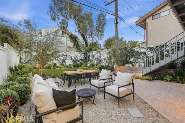 Detail Gallery Image 34 of 52 For 436 1st St, Manhattan Beach,  CA 90266 - 4 Beds | 2/1 Baths