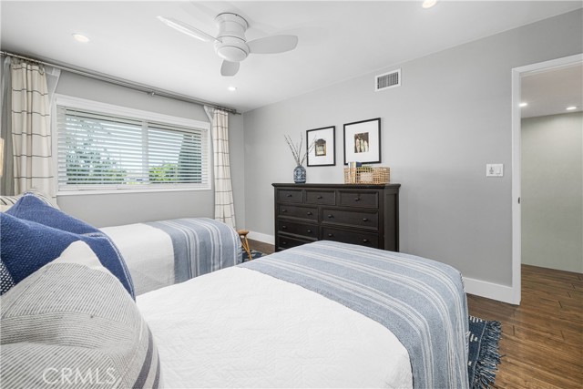 Detail Gallery Image 42 of 74 For 7926 E Garner, Long Beach,  CA 90808 - 4 Beds | 2/1 Baths