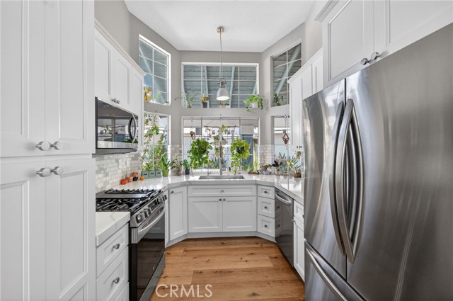 Detail Gallery Image 19 of 47 For 31399 Paseo De Las Olas, Temecula,  CA 92592 - 4 Beds | 2 Baths