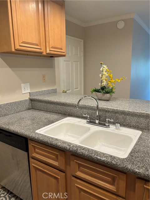 Detail Gallery Image 10 of 21 For 5585 E Pacific Coast Hwy #154,  Long Beach,  CA 90804 - 2 Beds | 2 Baths