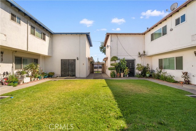 Detail Gallery Image 23 of 34 For 6021 Gage Ave #1,  Bell Gardens,  CA 90201 - 3 Beds | 2 Baths