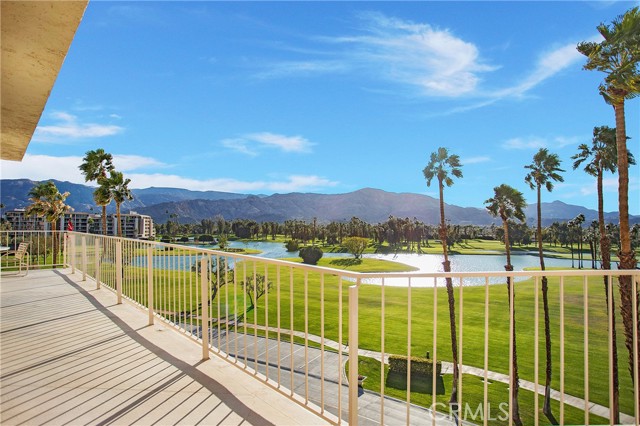 Detail Gallery Image 14 of 23 For 910 Island Dr #506,  Rancho Mirage,  CA 92270 - 3 Beds | 3 Baths