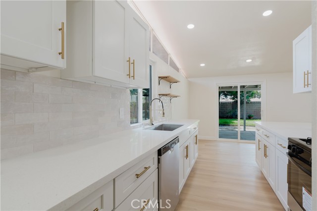 Detail Gallery Image 7 of 21 For 16540 E Kingside Dr, Covina,  CA 91722 - 4 Beds | 2 Baths