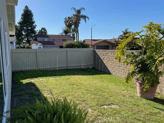 Detail Gallery Image 21 of 23 For 20412 Brentstone, Huntington Beach,  CA 92646 - 3 Beds | 2 Baths