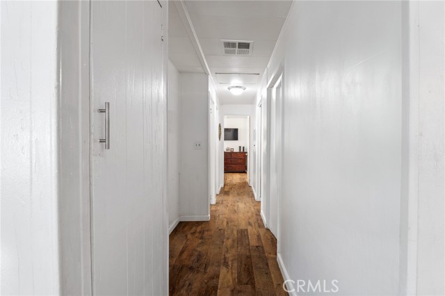 3524 East Avenue, Palmdale CA: https://media.crmls.org/medias/0f4d0e06-8846-452e-97ce-d35f6f3395bc.jpg