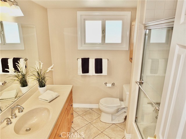Image 16 of 35 For 2524 Littleton Pl