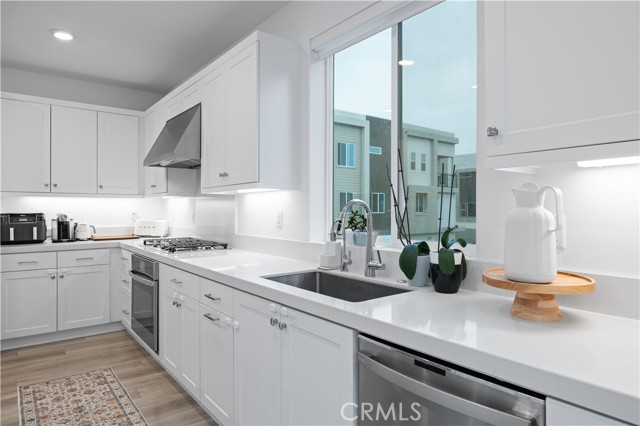 Detail Gallery Image 19 of 71 For 26799 Keystone Loop, Valencia,  CA 91381 - 3 Beds | 3 Baths