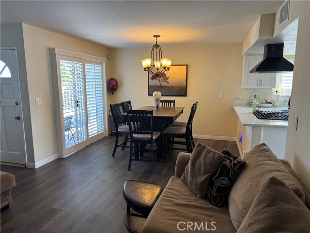 Detail Gallery Image 18 of 32 For 22031 Main, Carson,  CA 90745 - 2 Beds | 2 Baths