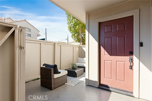 Detail Gallery Image 14 of 18 For 2510 Arizona Ave #7,  Santa Monica,  CA 90404 - 2 Beds | 2/1 Baths