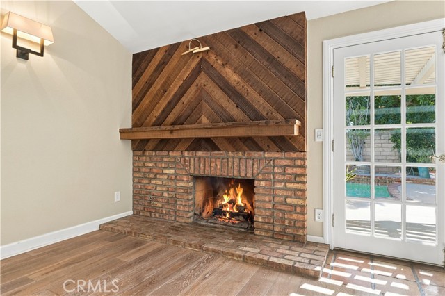 15444 Marilla Street photo 7