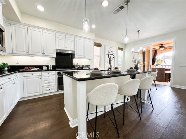 Detail Gallery Image 7 of 24 For 20304 Estuary Ln, Newport Beach,  CA 92660 - 3 Beds | 3/1 Baths