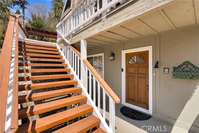 Detail Gallery Image 8 of 52 For 28194 Grenoble Ln, Lake Arrowhead,  CA 92352 - 3 Beds | 2/1 Baths