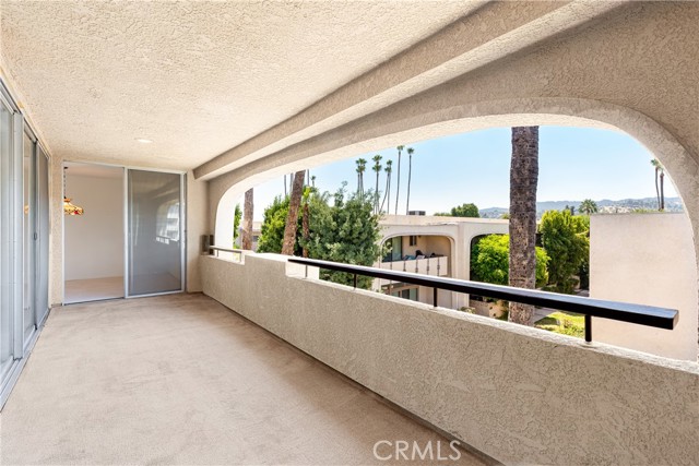 5330 Lindley Avenue, Encino CA: https://media.crmls.org/medias/0f50f44f-8b96-4959-9bf1-36eb795468e4.jpg