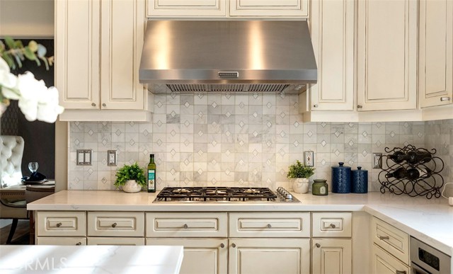 5425 5425 Castle Bend, Yorba Linda CA: https://media.crmls.org/medias/0f5272cb-2e13-49f6-bca1-75e212179629.jpg