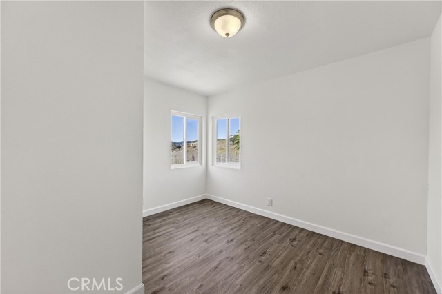 Detail Gallery Image 21 of 36 For 513 Lookout, Lake Elsinore,  CA 92530 - 3 Beds | 1/1 Baths