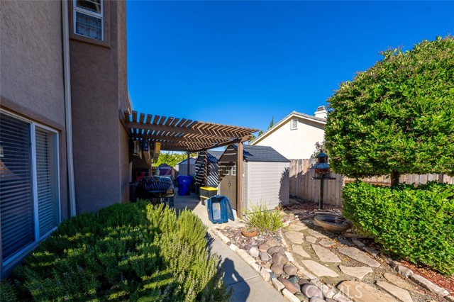 Detail Gallery Image 39 of 60 For 554 Edgewater, Oceanside,  CA 92057 - 4 Beds | 3 Baths