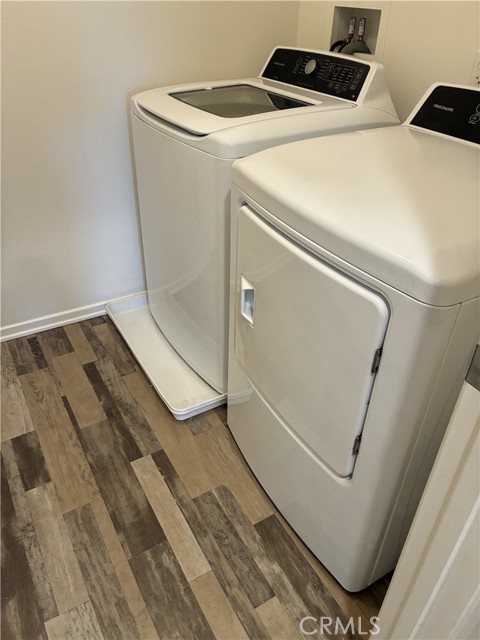 Detail Gallery Image 26 of 29 For 6949 Dewpoint Way, Fontana,  CA 92336 - 4 Beds | 3 Baths