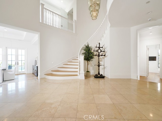 Detail Gallery Image 12 of 62 For 17 Crooked Stick Dr, Newport Beach,  CA 92660 - 5 Beds | 5/1 Baths