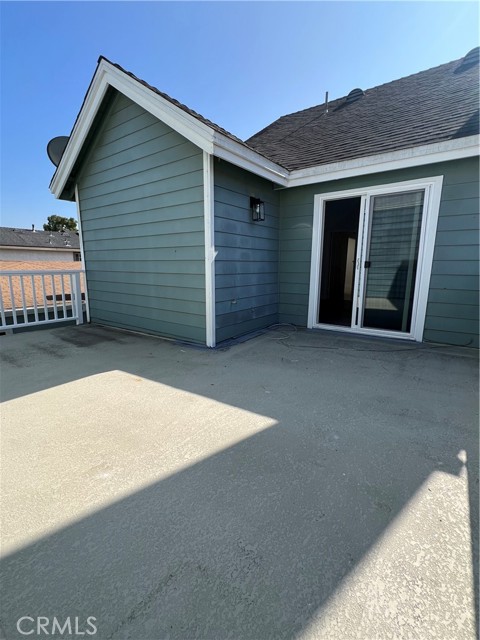 Detail Gallery Image 33 of 34 For 2215 Marshallfield Ln a,  Redondo Beach,  CA 90278 - 3 Beds | 2/1 Baths