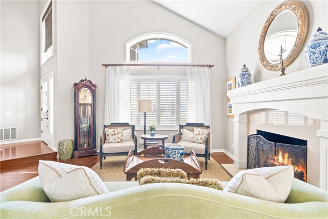 22432 Rosebriar, Mission Viejo CA: https://media.crmls.org/medias/0f53021e-66b0-47be-a4a8-9b7290eff3cc.jpg