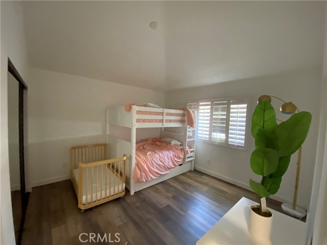 Image 20 for 76437   Violet CIR