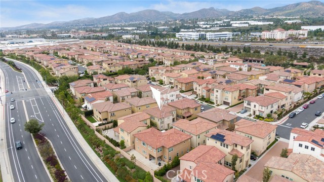 155 Bryce Run, Lake Forest CA: https://media.crmls.org/medias/0f542cb4-431e-4f1a-bcef-34df0768c815.jpg