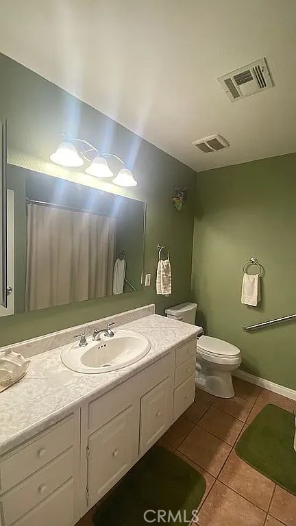 https://media.crmls.org/medias/0f543497-f7af-49b3-bb30-78c60c58b4fb.jpg?preset=X-Large