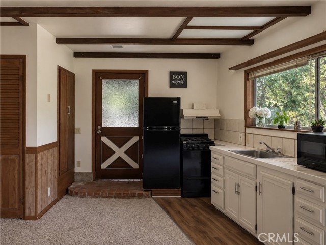 433 Golf Course, Lake Arrowhead, CA 92352