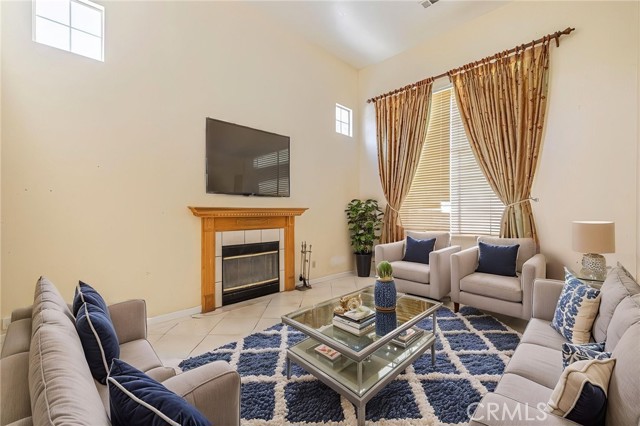 36849 James Place, Palmdale CA: https://media.crmls.org/medias/0f54d662-a71f-4c8e-adaf-869ad42918b3.jpg