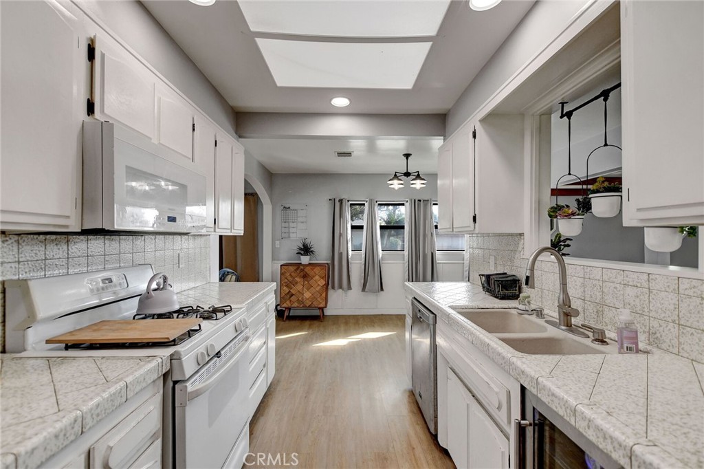 0F54E520 3170 4800 Bc5B 19D06D386893 1223 Charvers, Glendora, Ca 91740 &Lt;Span Style='BackgroundColor:transparent;Padding:0Px;'&Gt; &Lt;Small&Gt; &Lt;I&Gt; &Lt;/I&Gt; &Lt;/Small&Gt;&Lt;/Span&Gt;