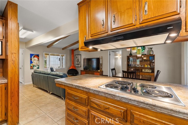 Detail Gallery Image 32 of 60 For 2924 Elm St, Bakersfield,  CA 93301 - 4 Beds | 2 Baths