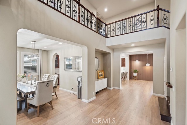 Image 7 of 40 For 13707 Woodside Street